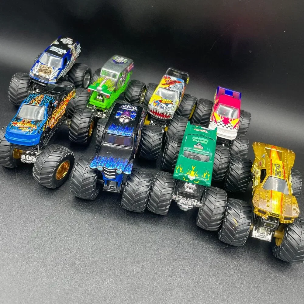 Hot Wheels Monster Jam Truck Lot Diecast 1:64 Scale Bounty Hunter King Krunch 8